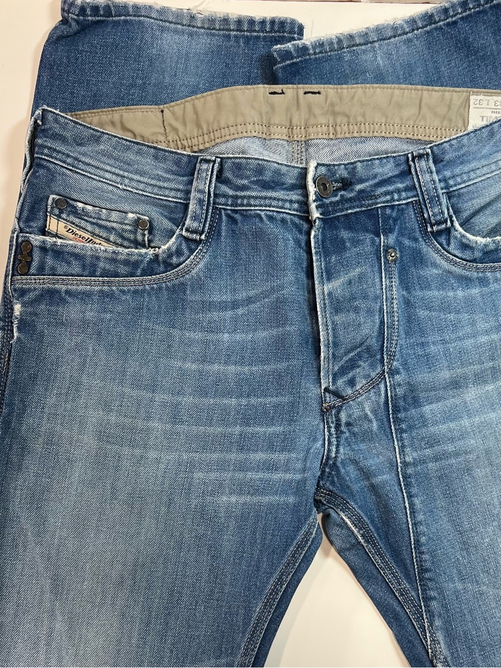 Vintage Diesel Men's Blue Washed Jeans Size W34 L32 Price $55